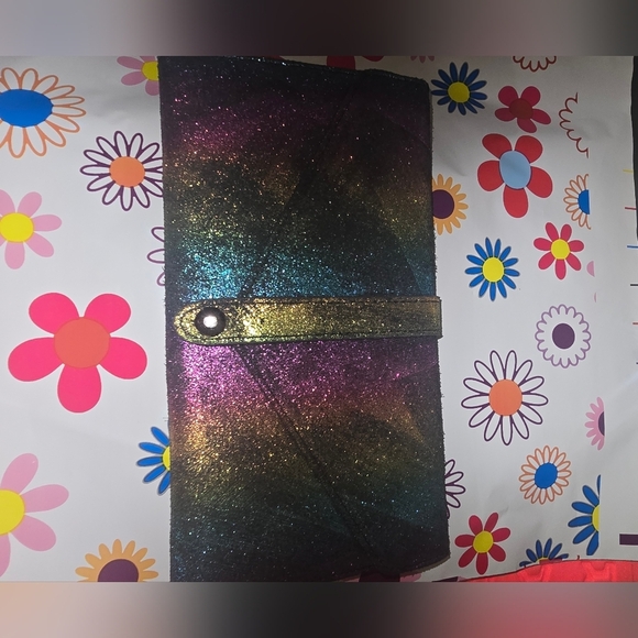 🍂🍁NWT VERY RARE HTF AIMEE KESTENBERG OIL SLICK HOLOGRAPHIC WALLET - Picture 6 of 8